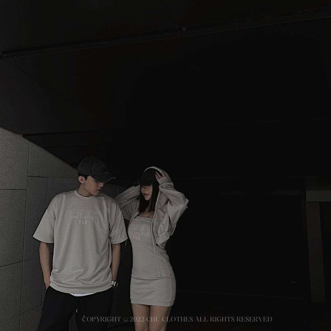 【微瑕撿漏】𝙤𝙢𝙚𝙧-𝙢𝙖𝙙𝙚-訂製款-高級灰情侶系列，omer(男款繡字短tee/女款繡字平口洋裝)/售完不補