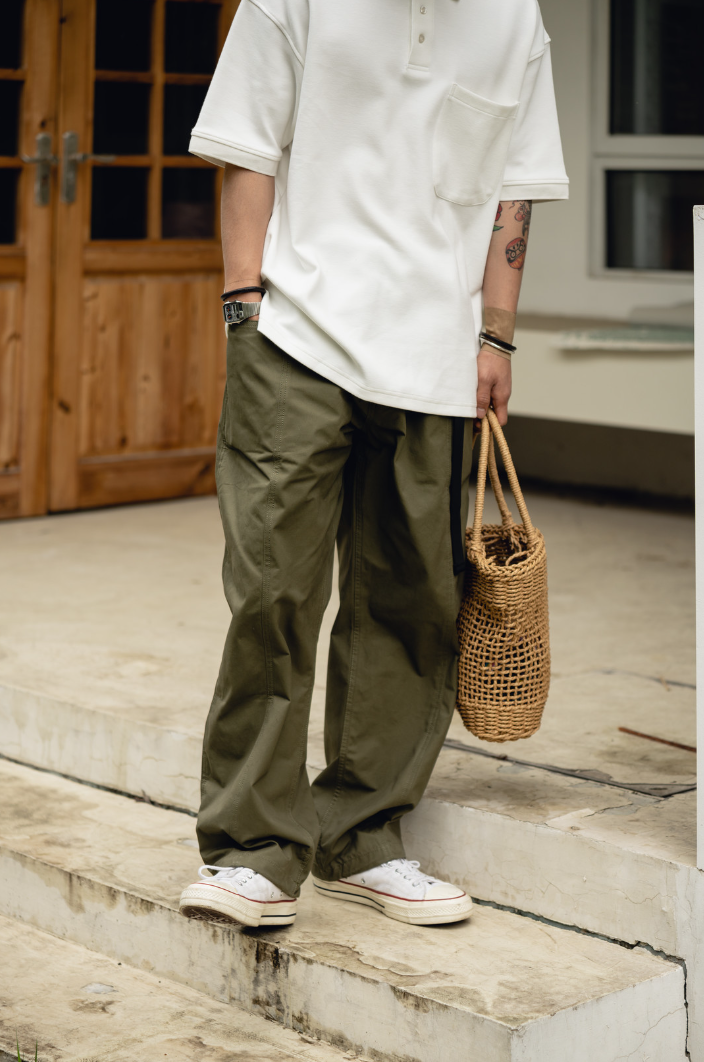 所有人都能輕鬆駕馭的基礎直筒長褲