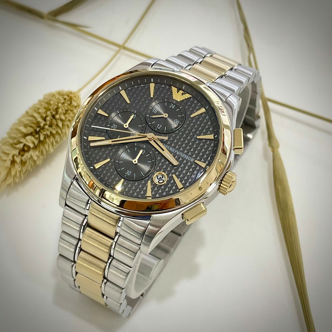 【EMPORIO ARMANI 亞曼尼】紳士經典黑面三眼半金男錶 AR11527 42mm 現代鐘錶