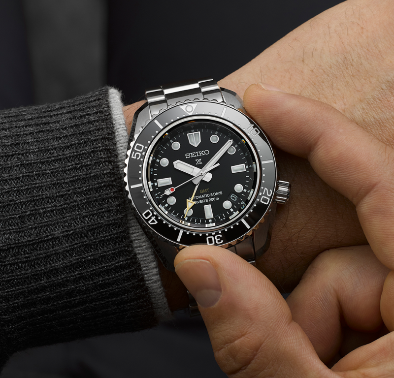 萬年鐘錶 - SEIKO PROSPEX  重現1968年經典GMT陶瓷錶圈潛水錶  必備黑水鬼   DIVER SCUBA  SPB383J1 / 6R54  錶徑42MM