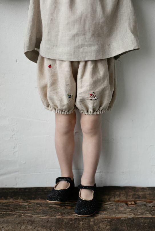 (預購)ALL THE BEAUTIFUL LINEN 滿版草原刺繡泡泡褲 MEADOW BLOOMERS