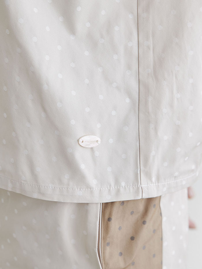 小憩時光V領無袖背心上衣-輕乳酪