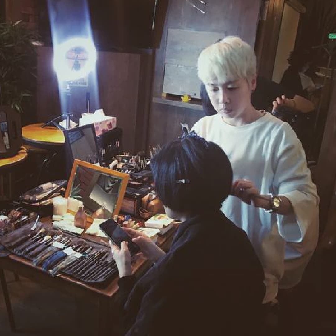 美髮師luca現場造型工作