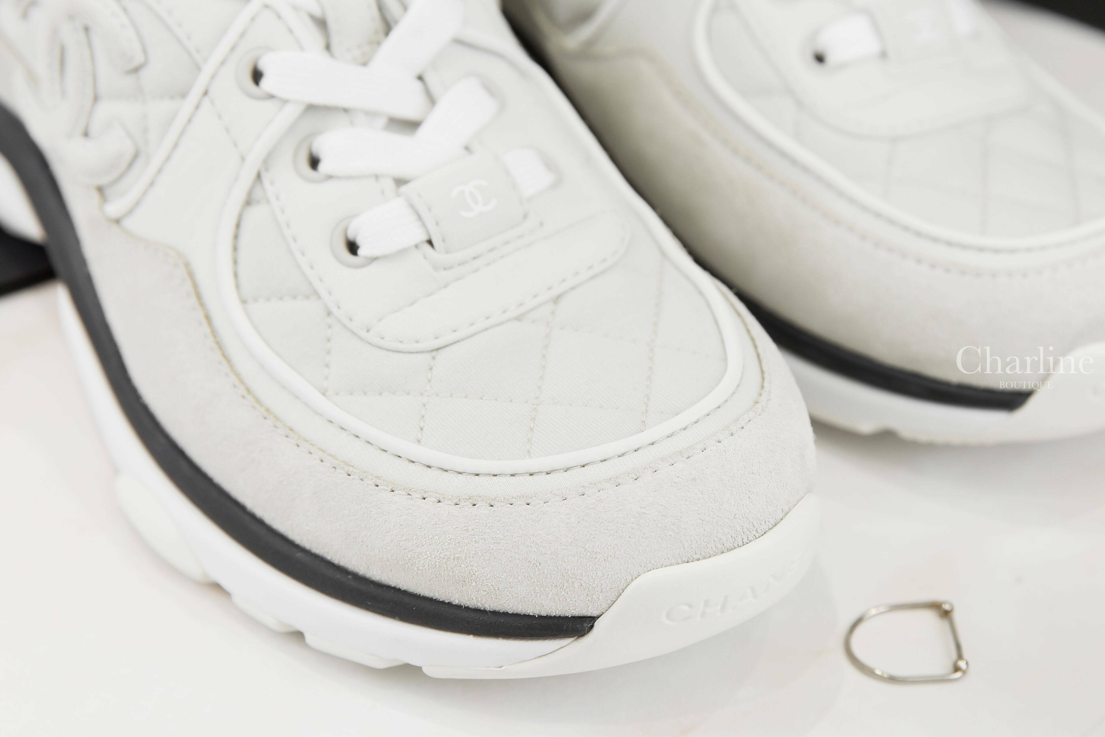 Chanel Trainers 淺灰色菱格紋布面拼麂皮CC小牛皮運動鞋