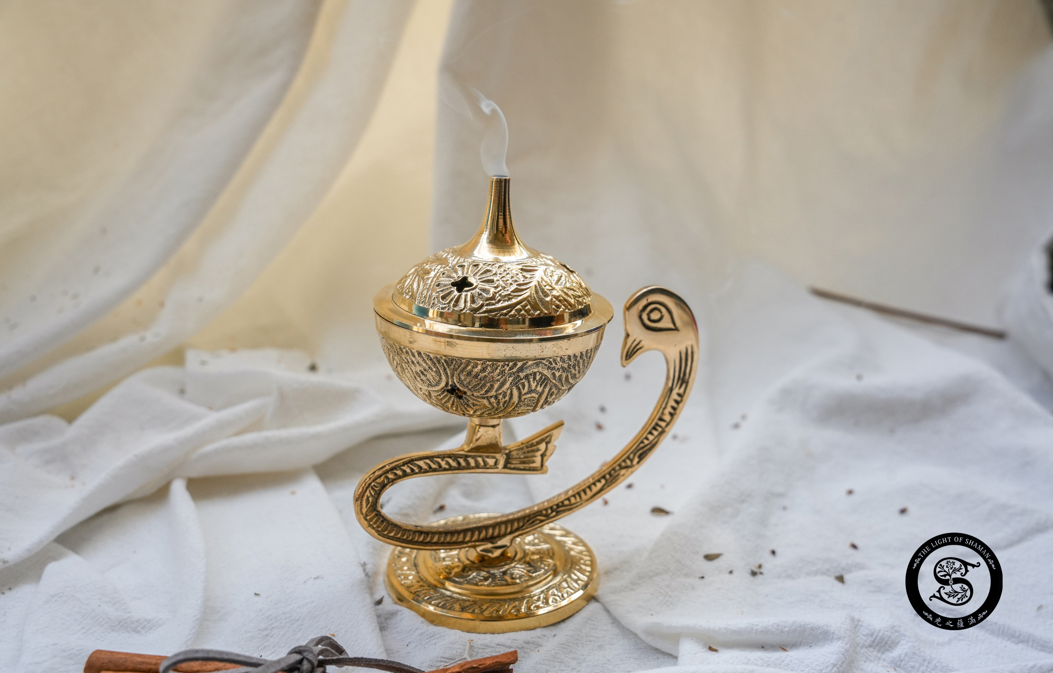 手持式金屬鳥碳餅香台