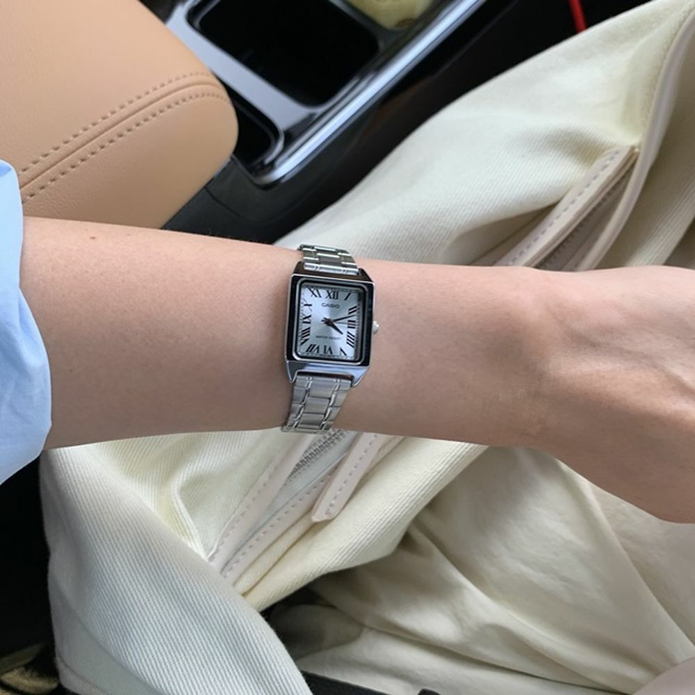 Casio LTP-V007D-7B 22mm 銀面 羅馬字 女裝鋼帶錶 小方錶