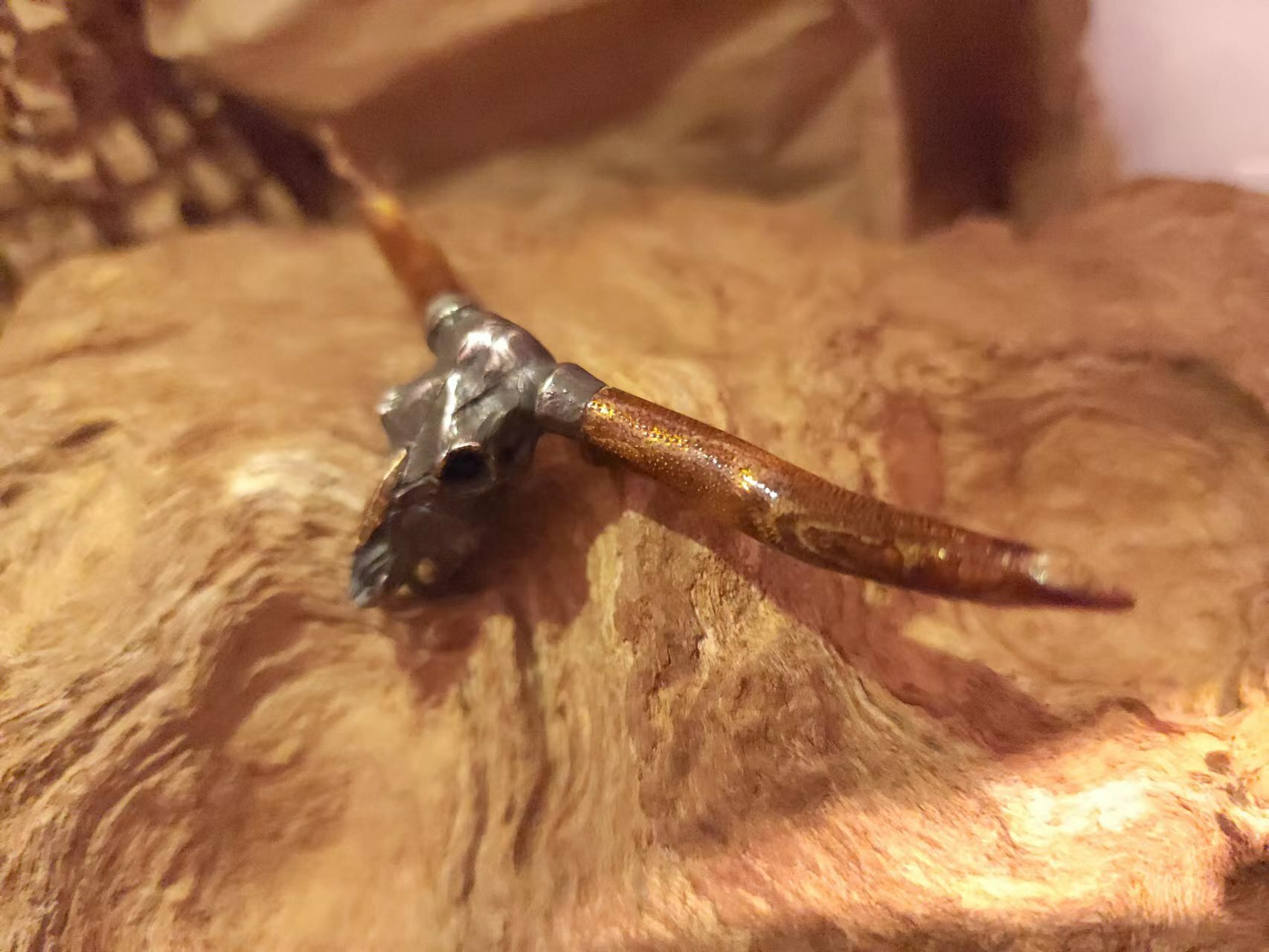 *Black Venom Jewelry- Freedom & Prayer Bull Head 金珊瑚角純銀牛頭吊墜