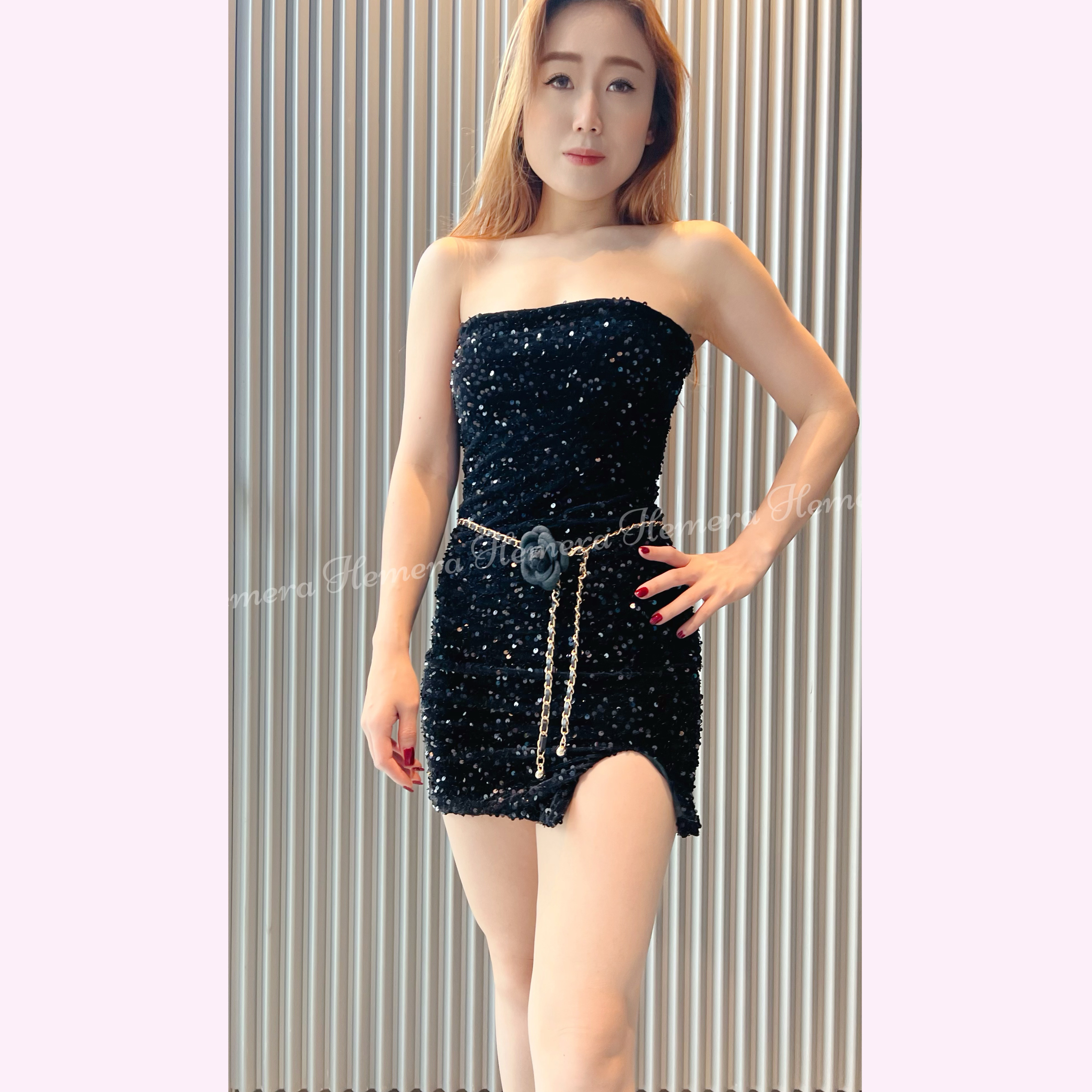 DR23W0409 閃亮黑色派對開衩連衣裙