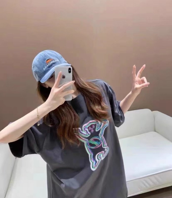 We11done 灰色炫彩小熊短袖Tee    型號WD-TT1-22-856   Charcoal