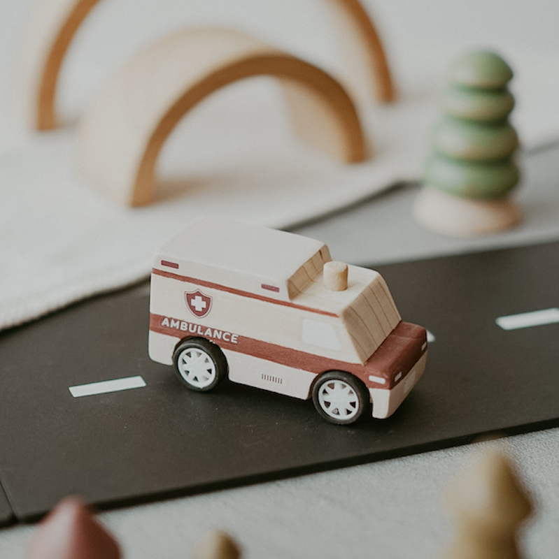 車子 - 救護車 | 格外品 | 回收木玩