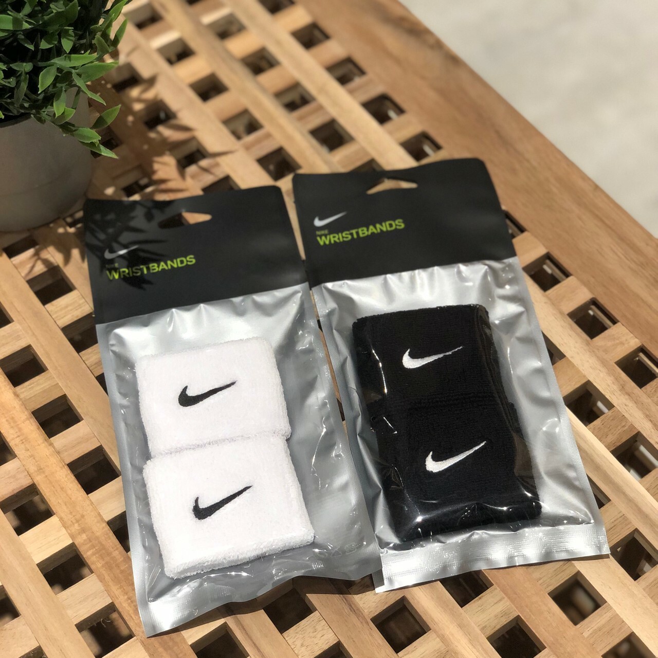 Nike Swoosh 腕帶(兩入一組) AC2286