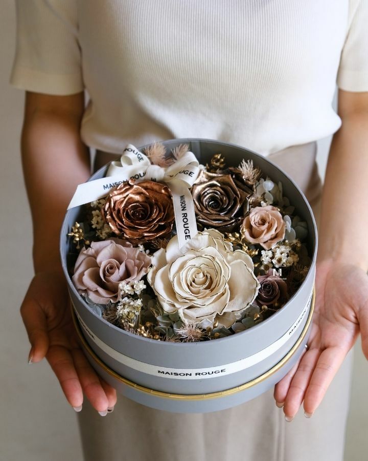 永生花推薦・璀璨玫瑰禮盒（白金）