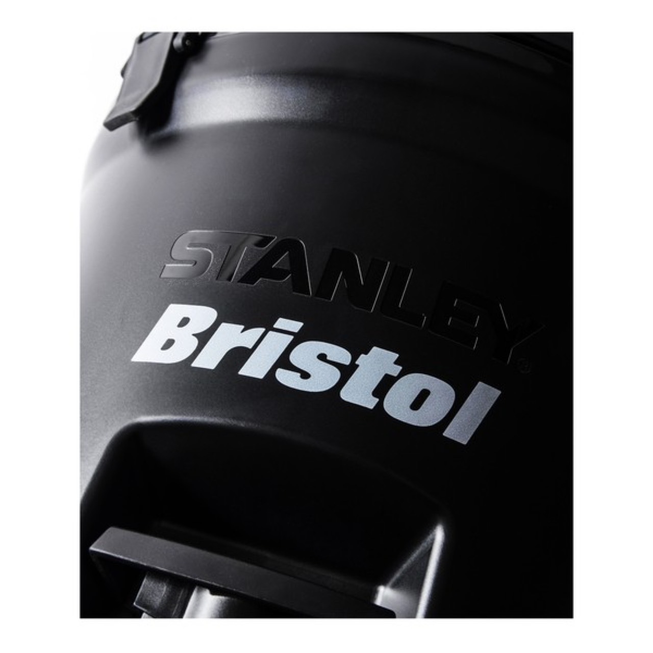 F.C.Real Bristol x STANLEY｜ COOLER BOX 黑化戶外冰桶15.1L/日本聯