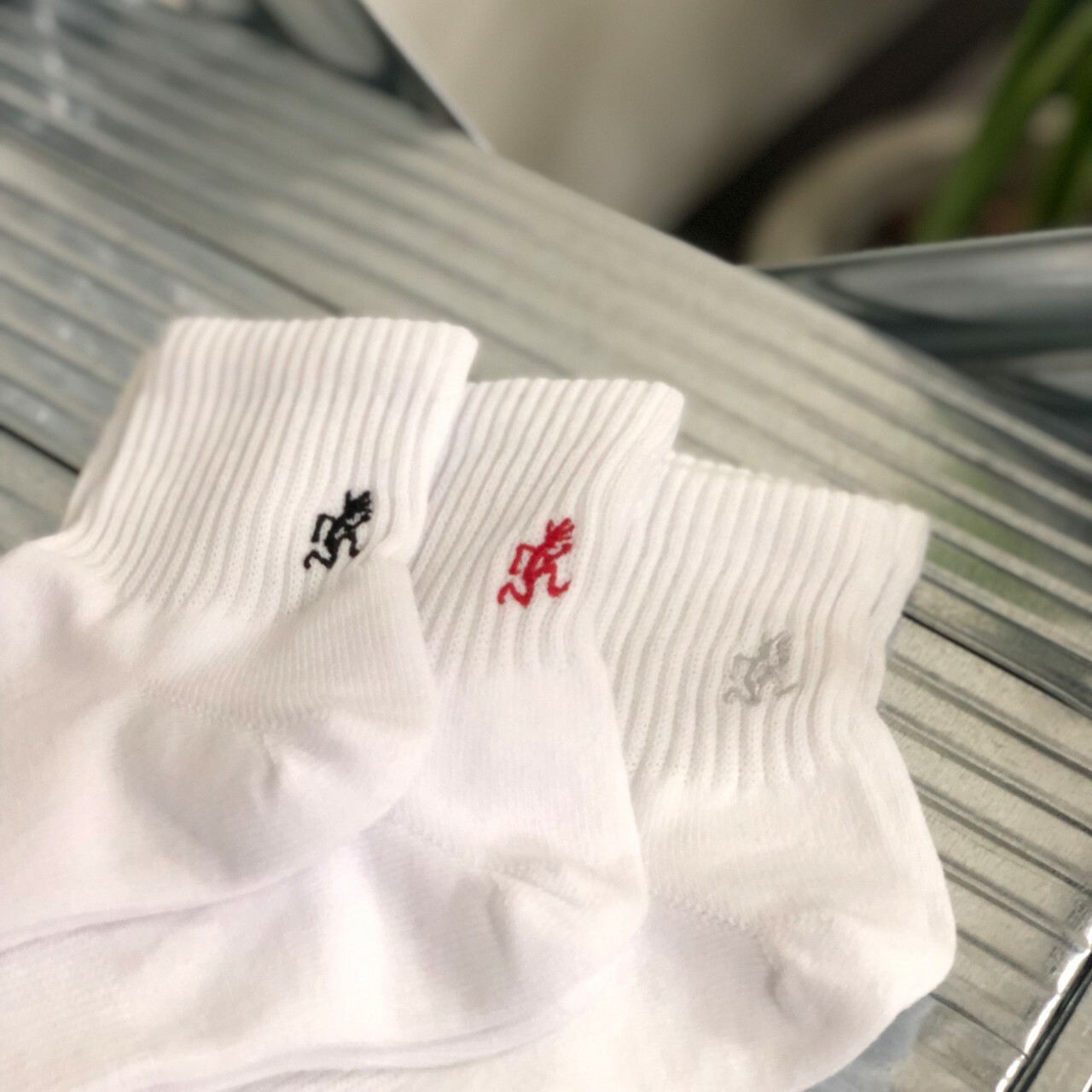 Gramicci中筒襪 經典Logo 三入一組 GRM-SX-M03-F-WHT