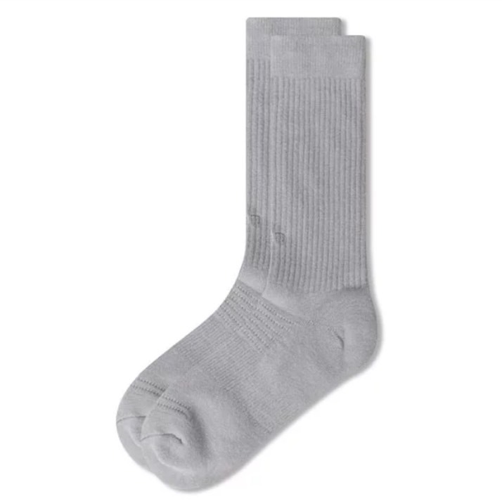 Faam Essential 中高筒運動休閒襪