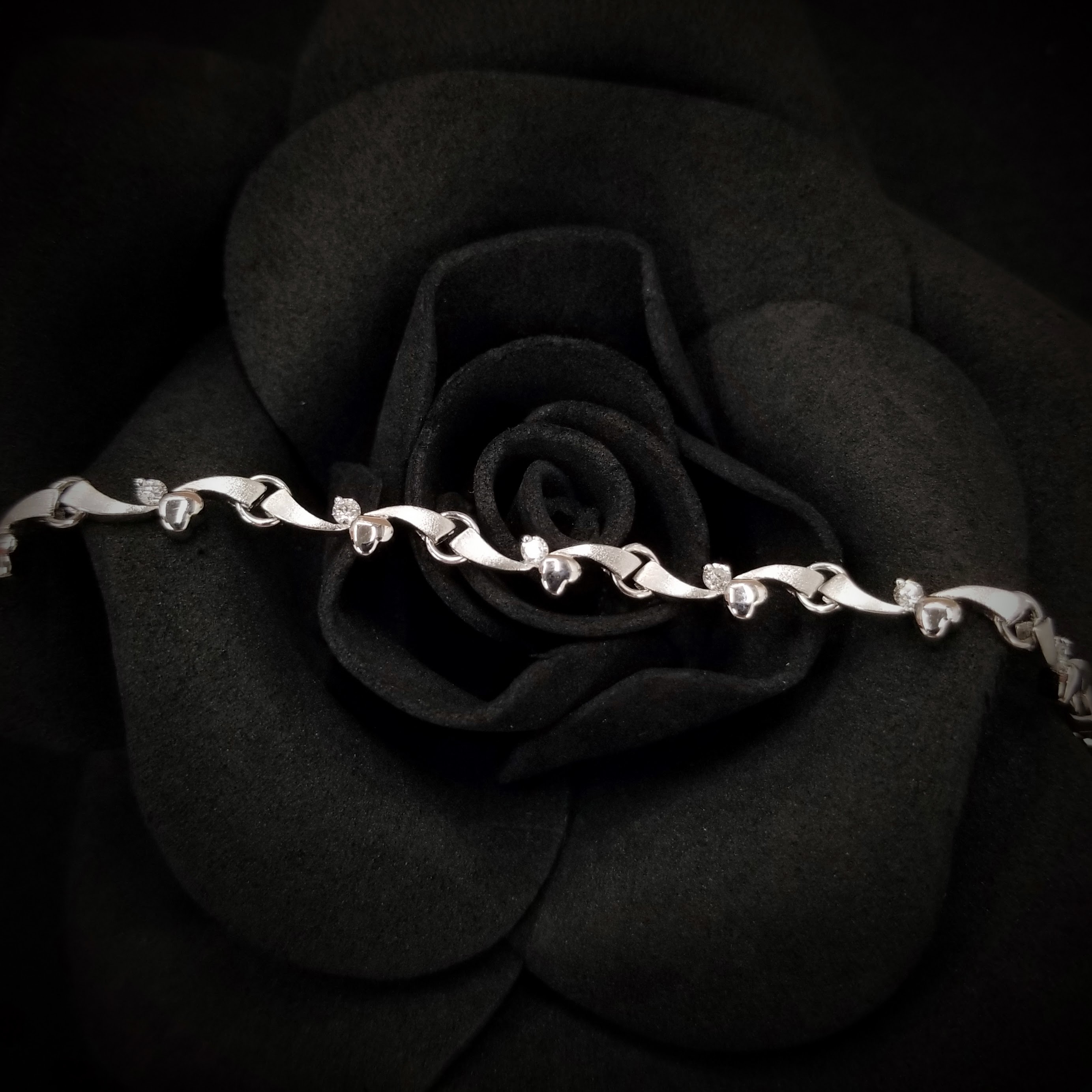 全新18K白金32份鑽石手鍊