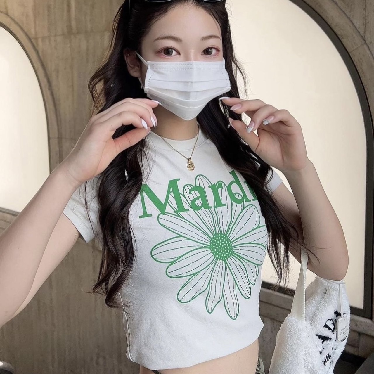 <預購> MARDI MERCREDI 短版小雛菊短T