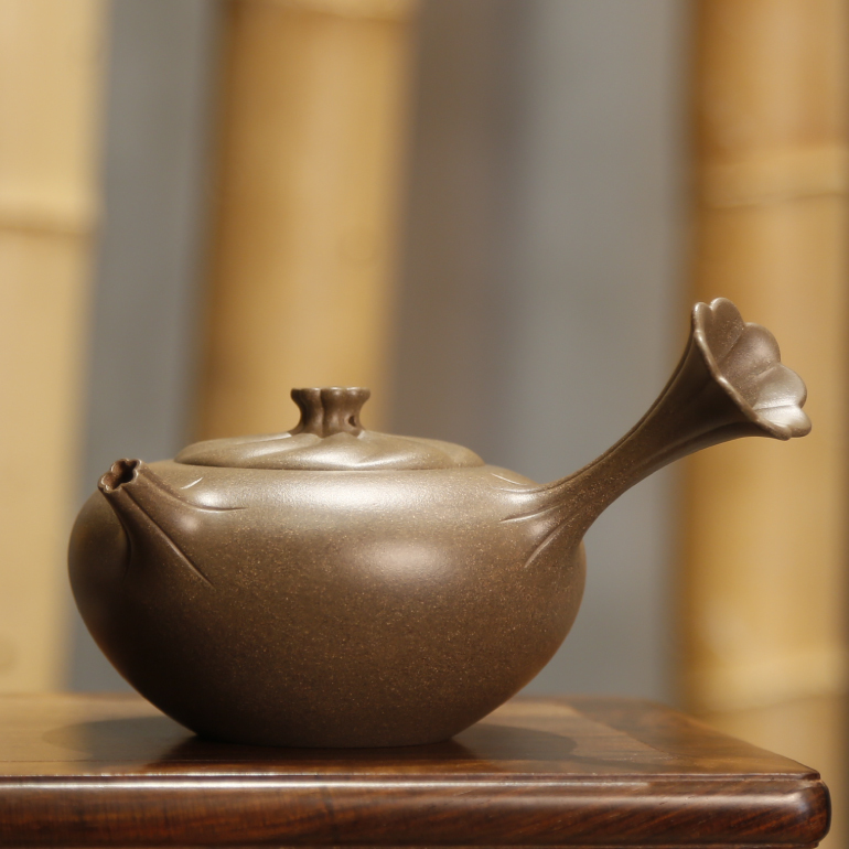 【夜上海】-- 一窺老上海的風情風韻。