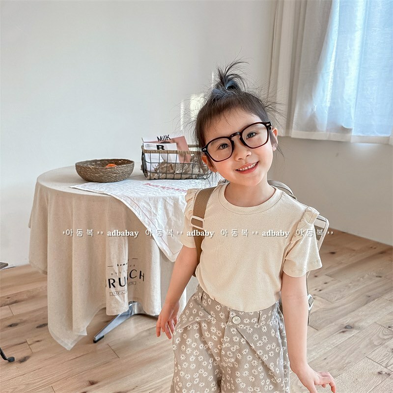 夏日木耳邊輕鬆日常穿搭💙🤍