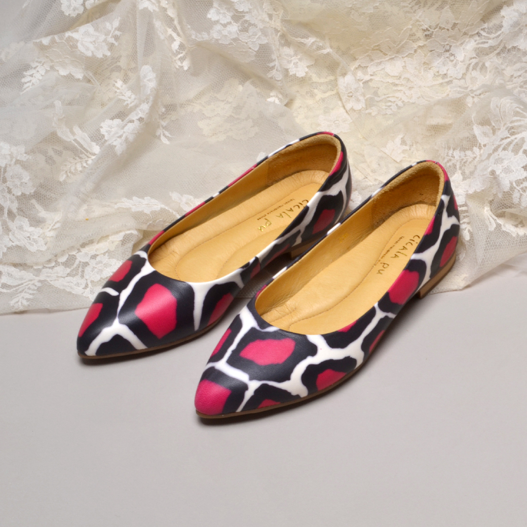 842 桃紅長頸鹿 尖頭平底鞋