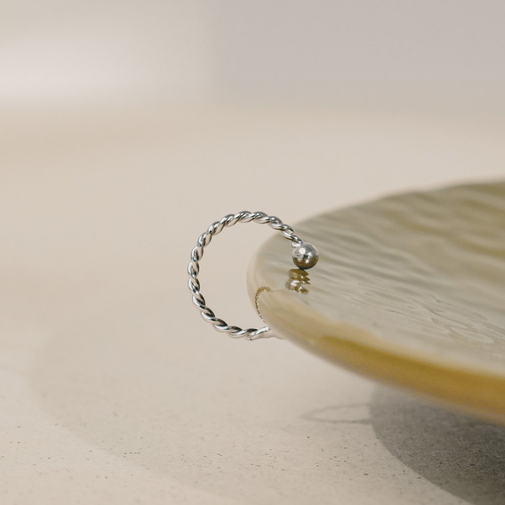 E176 繁星 | 925純銀耳骨夾