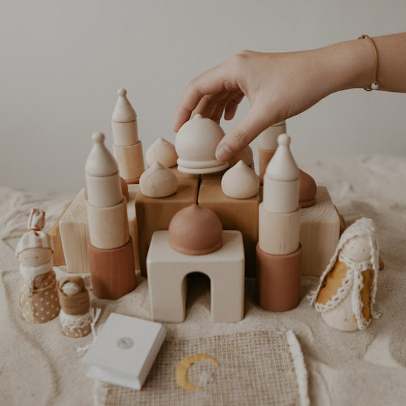 暮靄中的波斯城堡 | 回收木玩