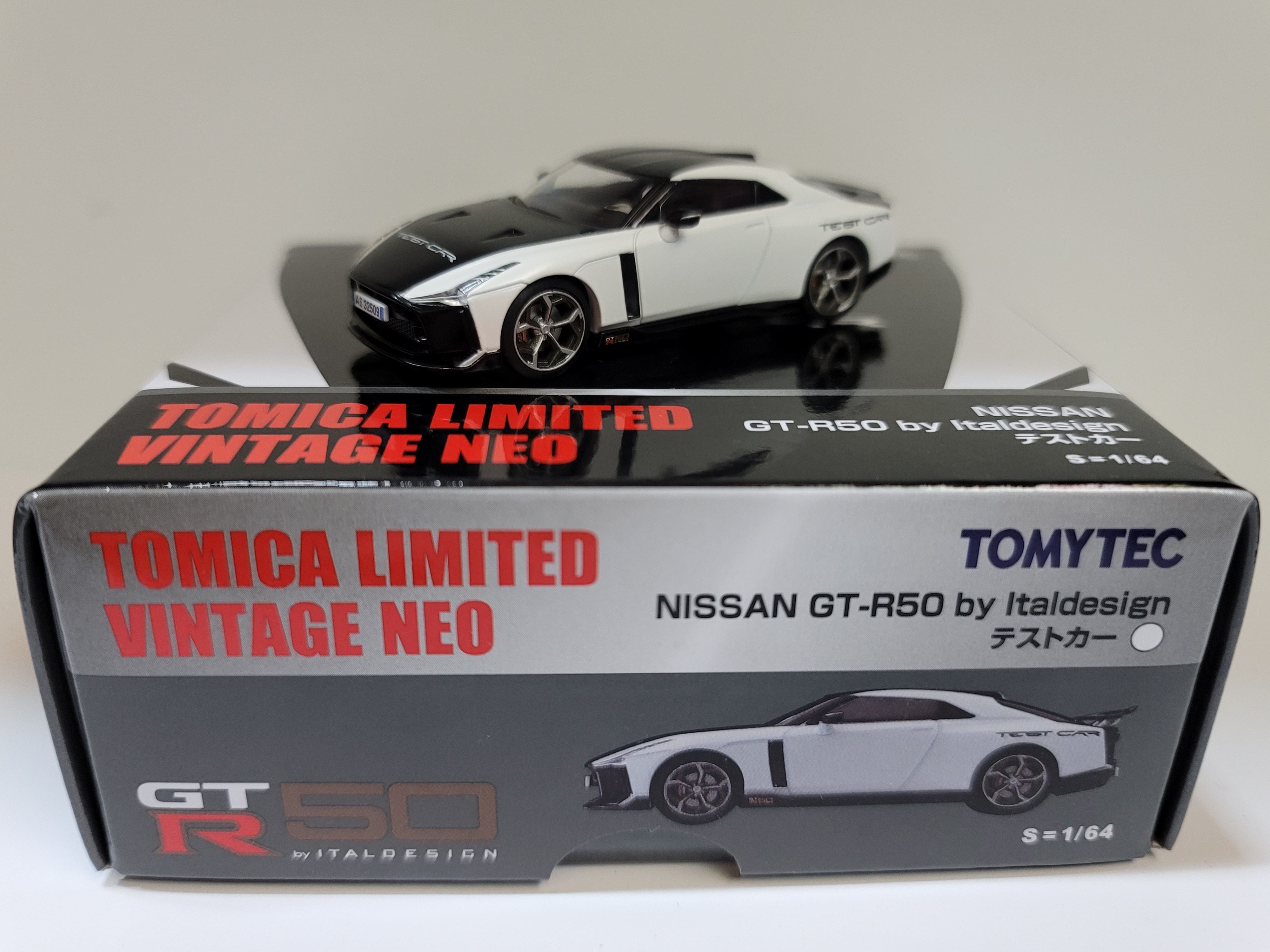 Tomytec 1/64 LV-N Nissan GT-R50 by Italdesign test car