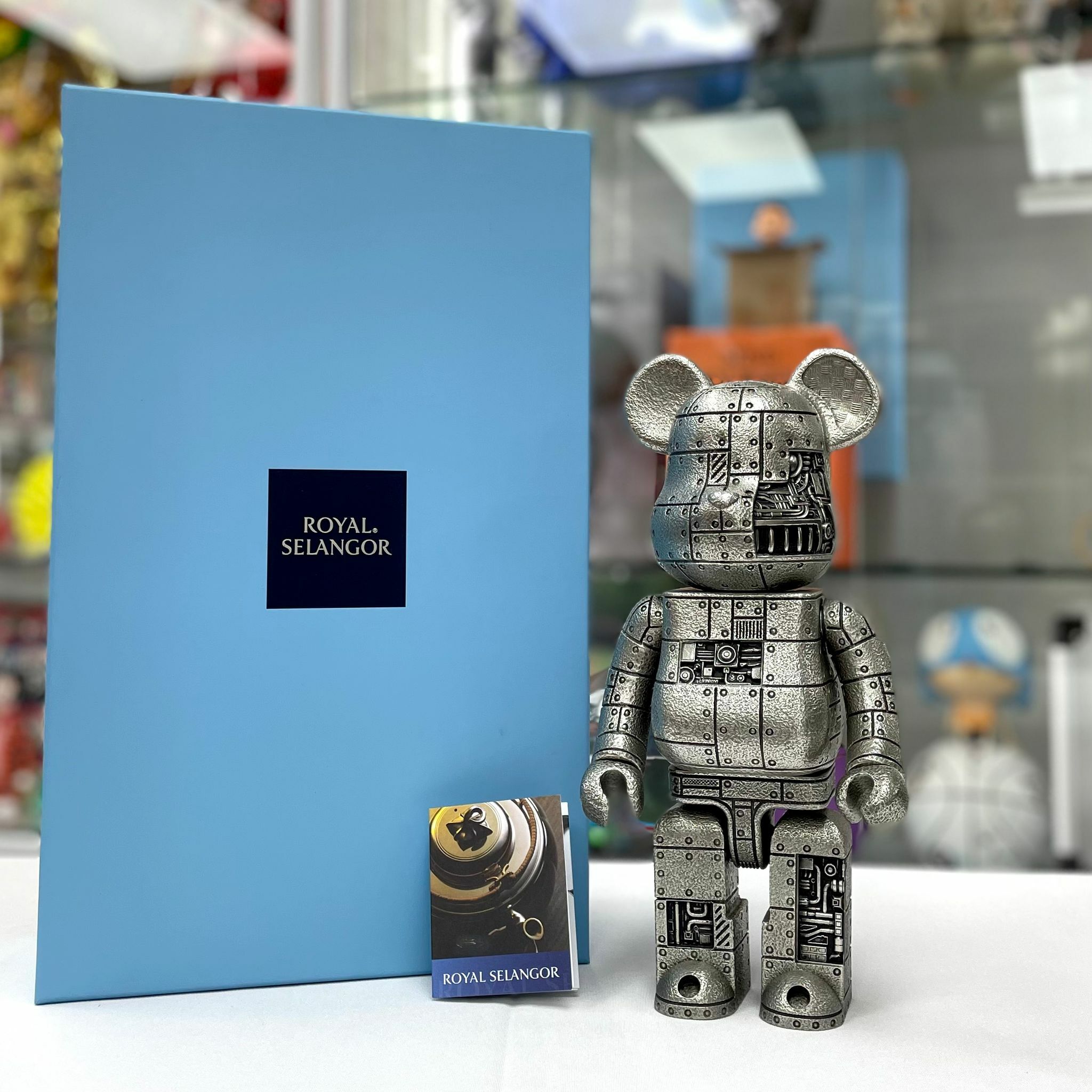 400% Be@rbrick x ROYAL SELANGOR STEAMPUNK IRON BRIGHT