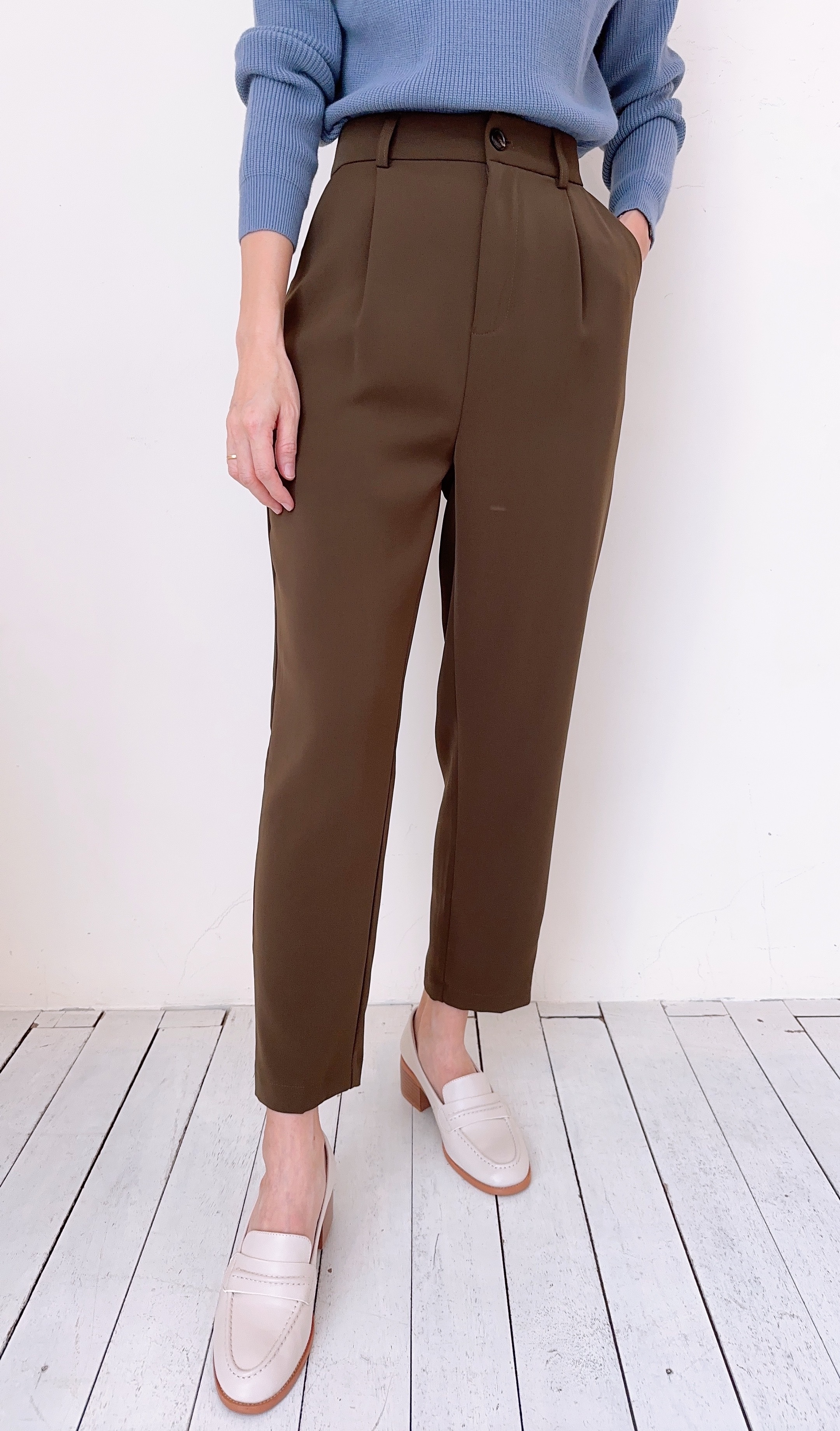 HIGH WAISTED ANKLE TROUSER