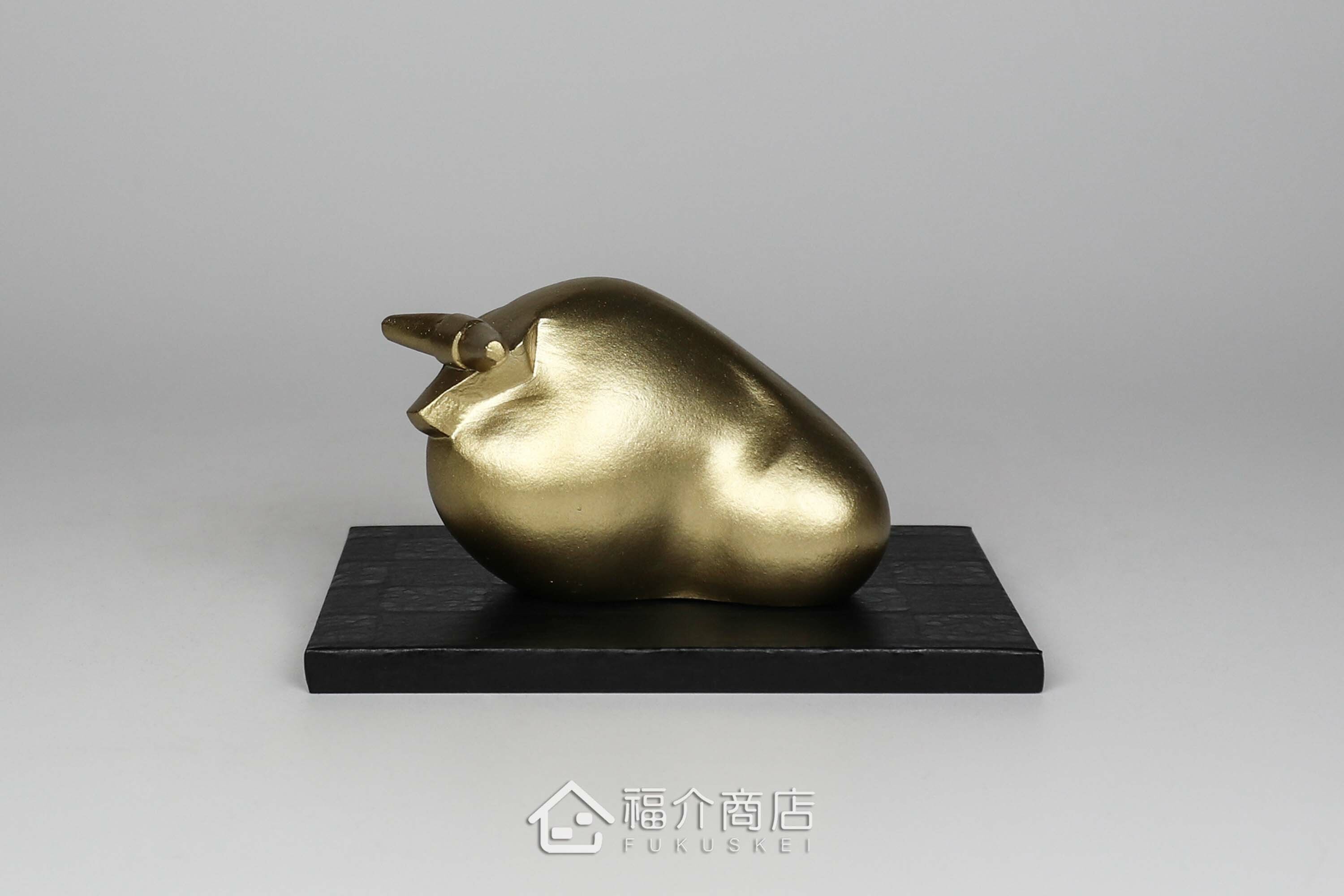 金色的十二生肖牛吉祥擺飾