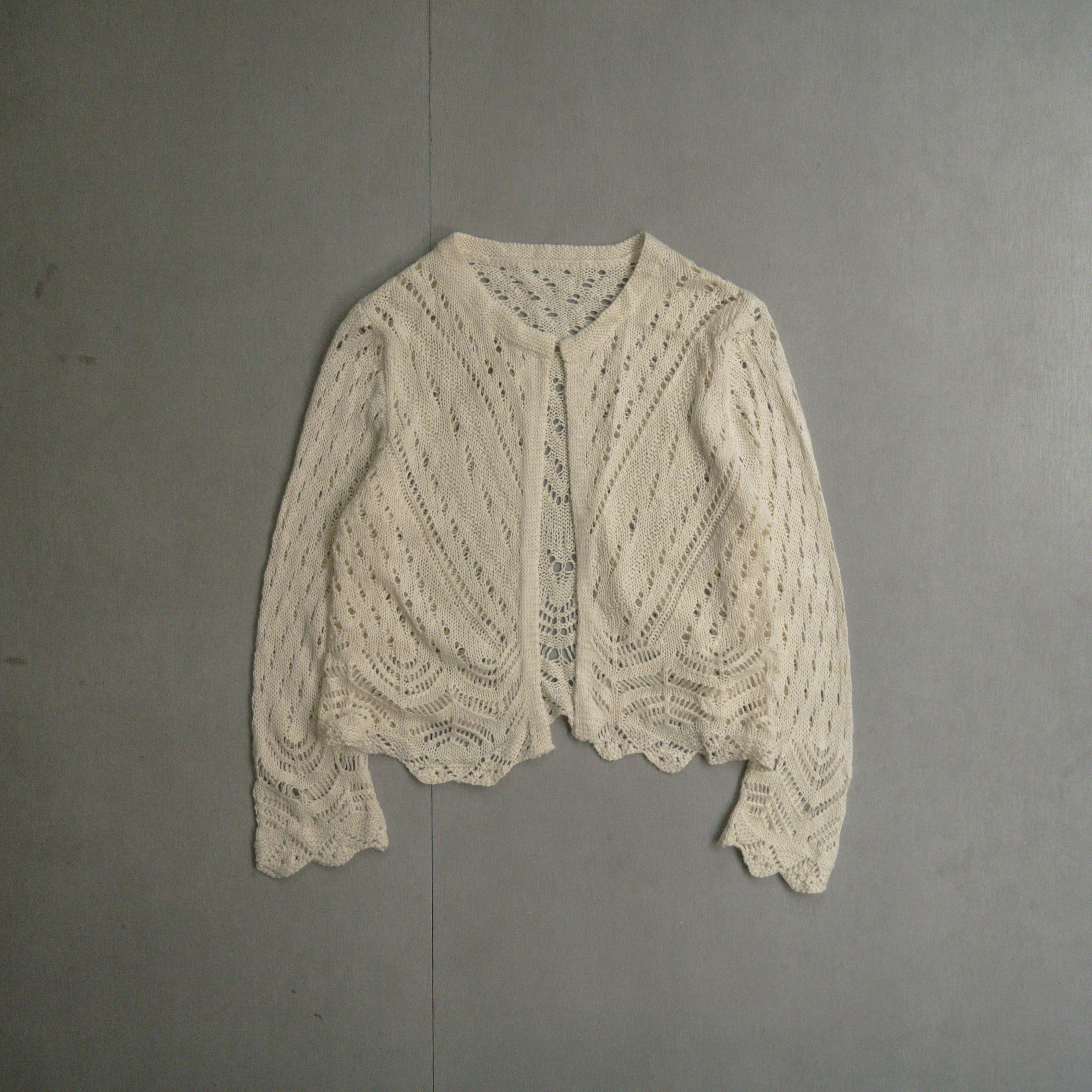 VINTAGE KNIT TOPS 米白 鉤針 長袖 短版 針織 罩衫 上衣