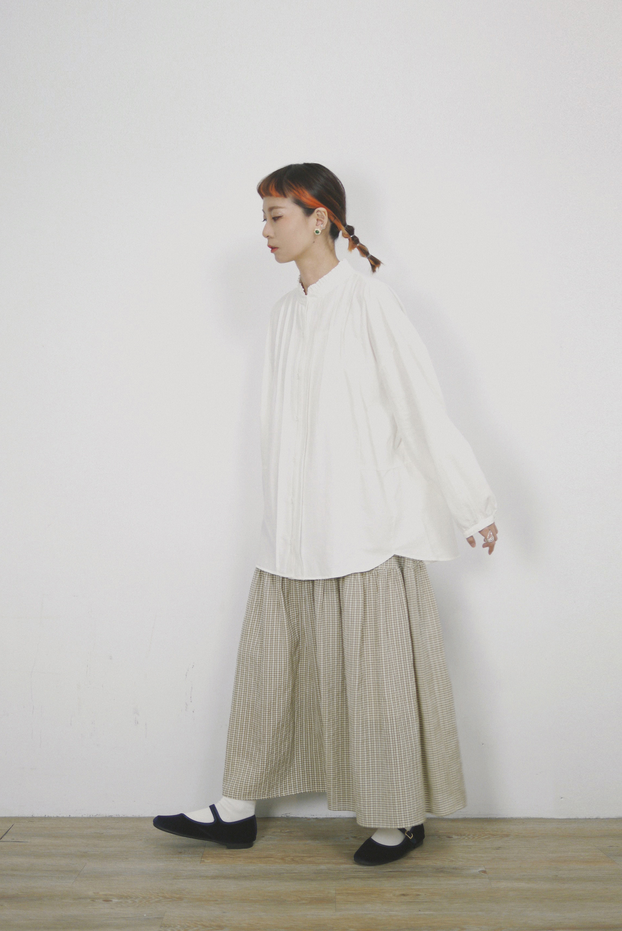 J.P.L. 褶邊領牛津紡壓褶弧形襯衫