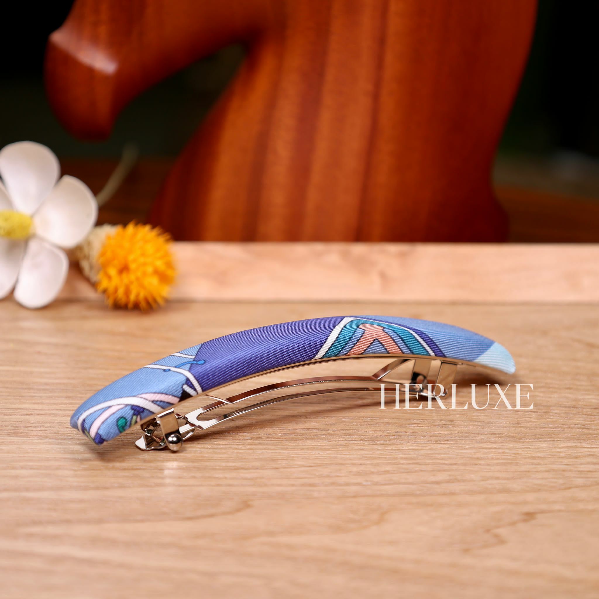 "Voitures Exquises" eclipse 髮夾