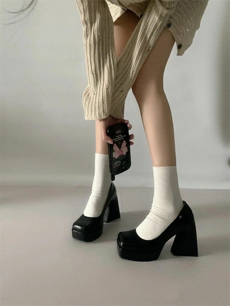 方頭粗跟 復古跟鞋(34-39)(黑/白)