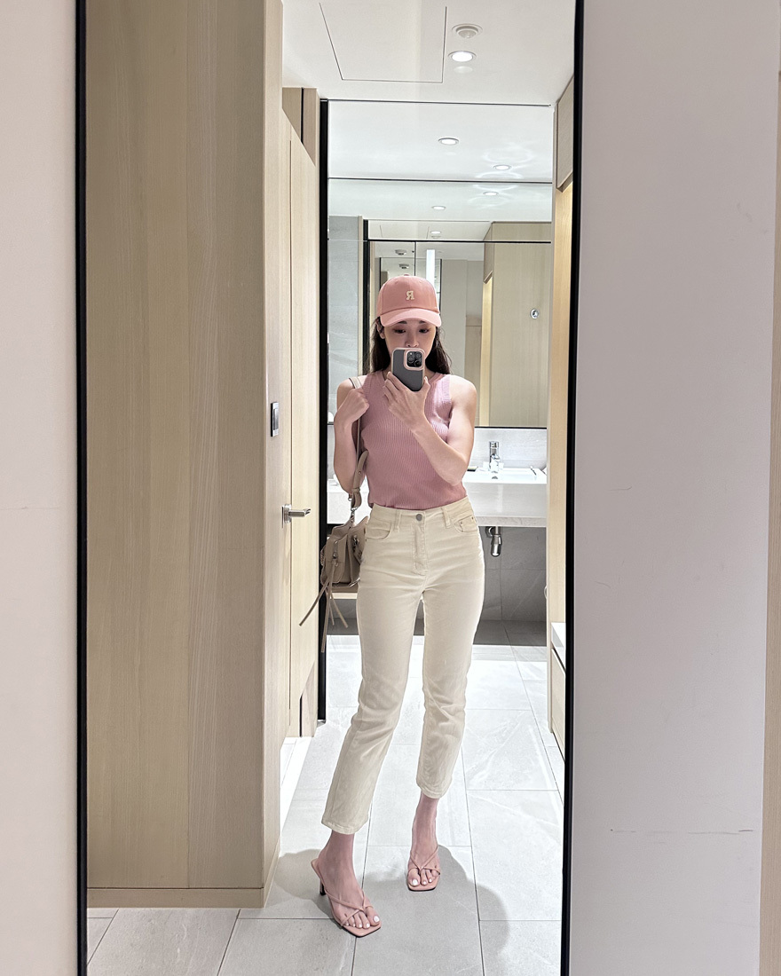LINALINA俐落美型百搭刷色彈力小直筒牛仔褲-奶油米白S-L