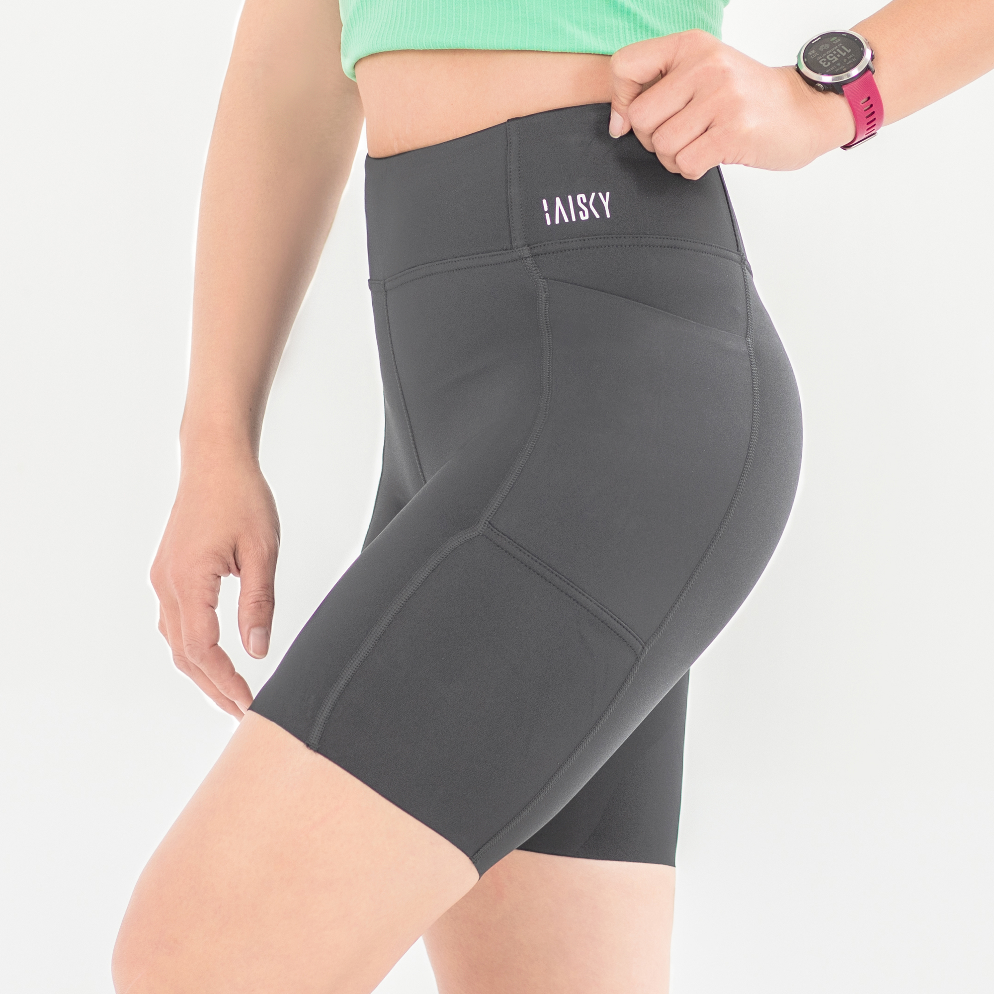 女款彈力健身五分短褲 淺灰