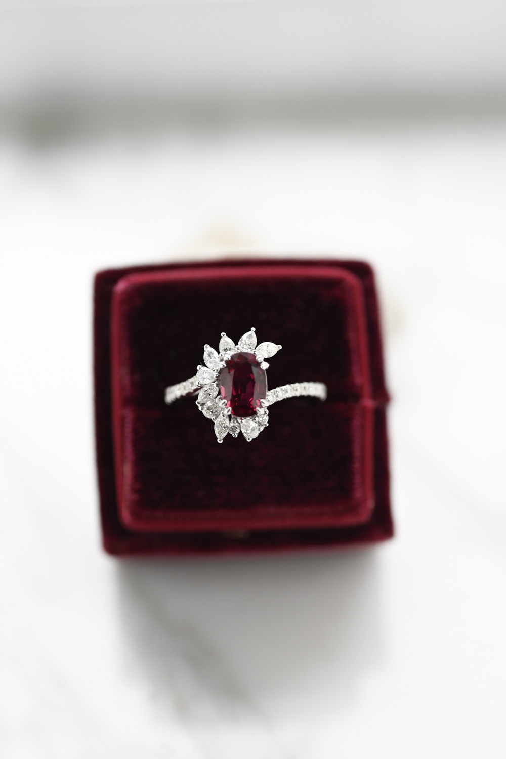18K Unheat Pigeon Blood Ruby Diamond Ring (With GUILD cert )