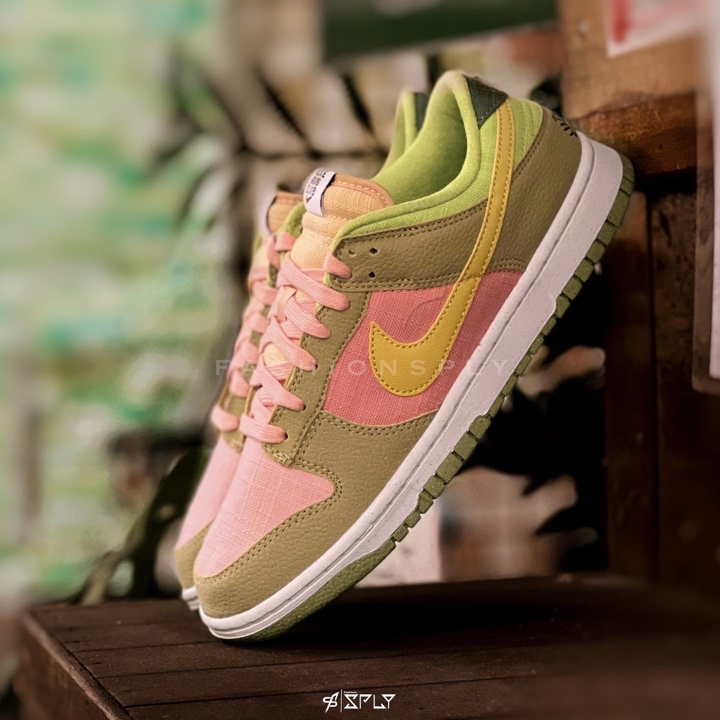 Nike Dunk Low Next Nature Sun Club Arctic Orange 綠粉