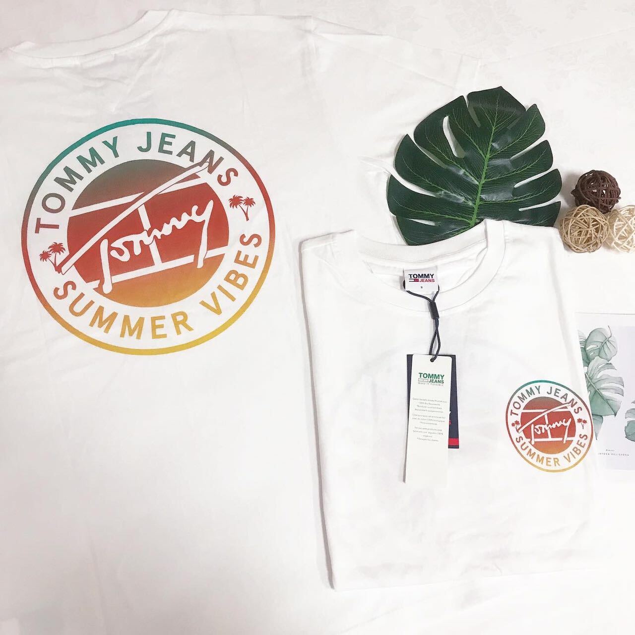 TOMMY JEANS BACK PRINT TEE