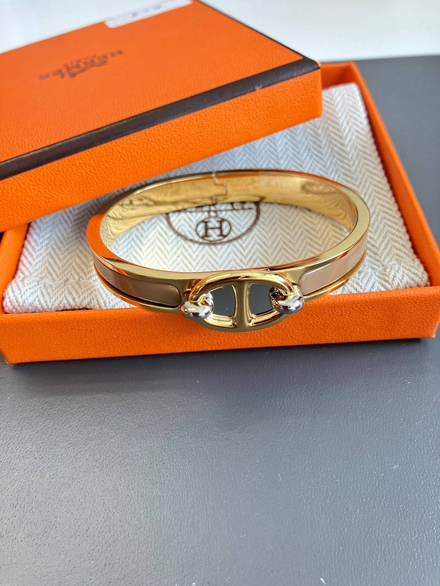 Hermès K32 Mini Clic Chaine d’Ancre bracelet PM size Foin GHW
