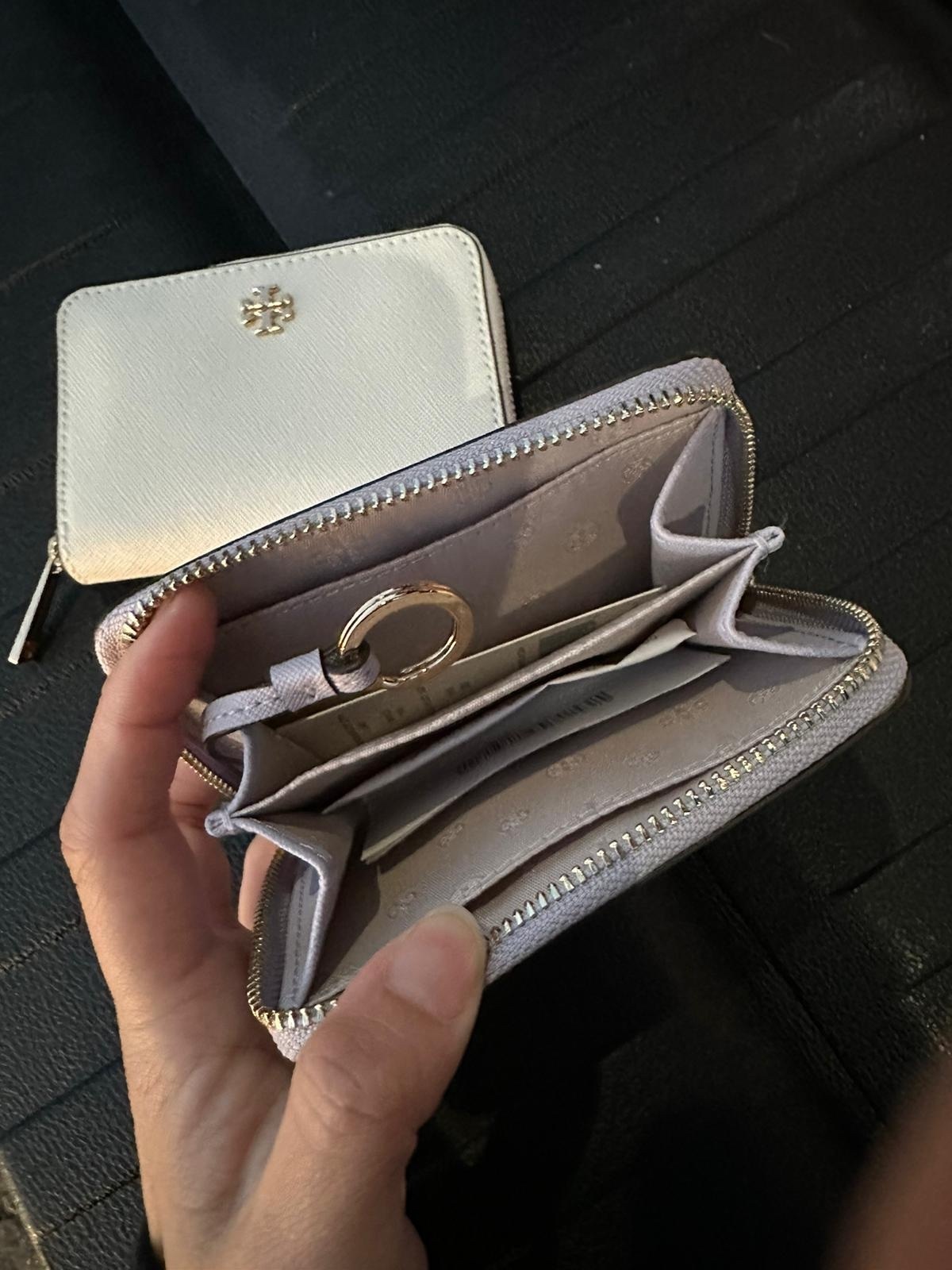 Tory Burch Eremson Zip Around Card Case