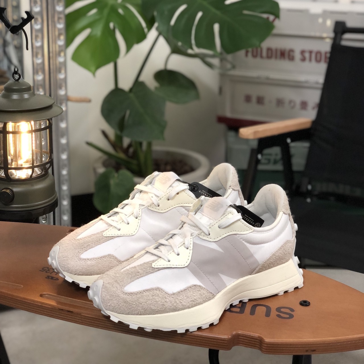 New Balance 327系列 奶油 白絲綢 WS327SFD