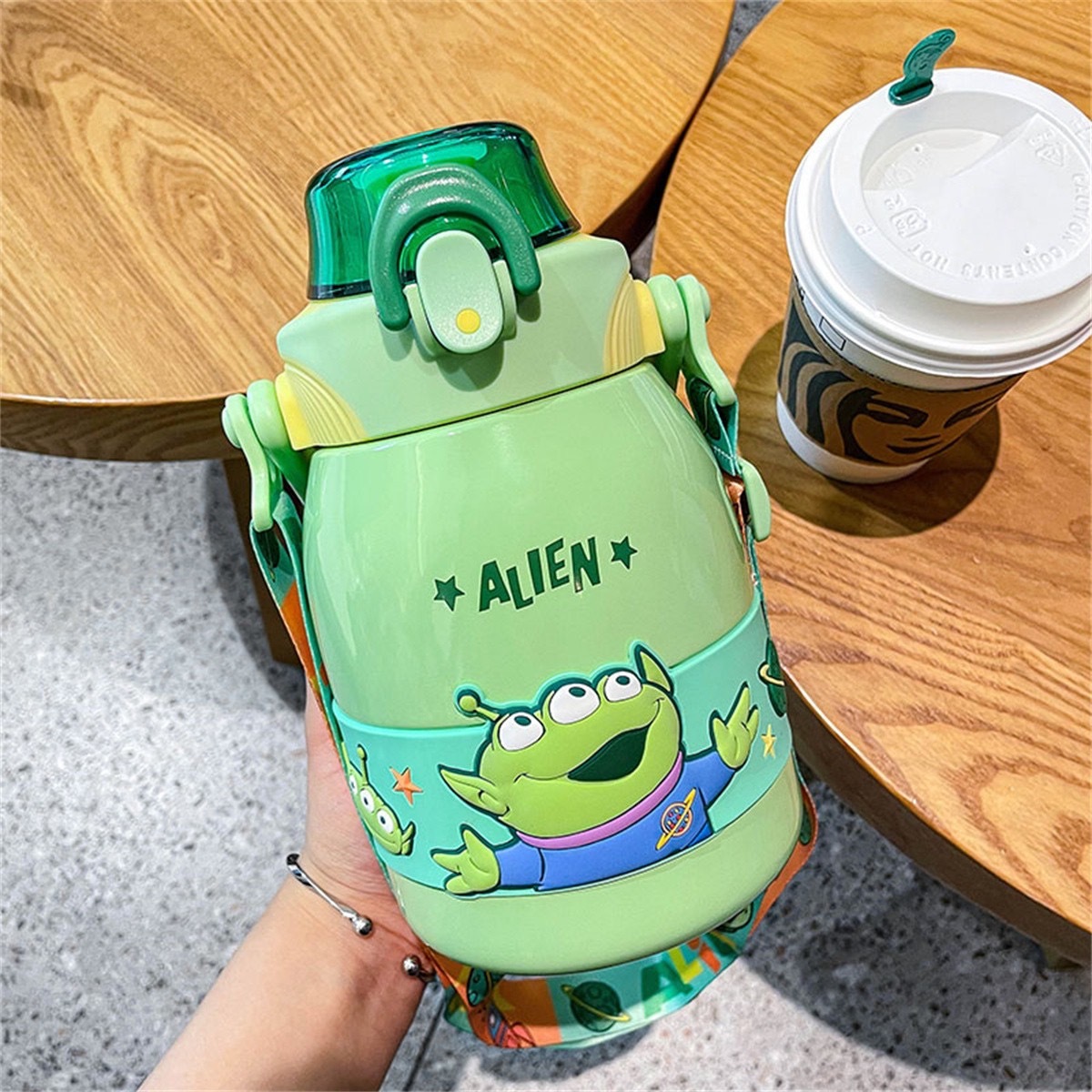 購買即享免運!! Disney 正版授權 環保杯 超大水杯 大肚保溫杯 1000ml 三眼怪 熊抱哥 米奇 唐老鴨 跳跳虎