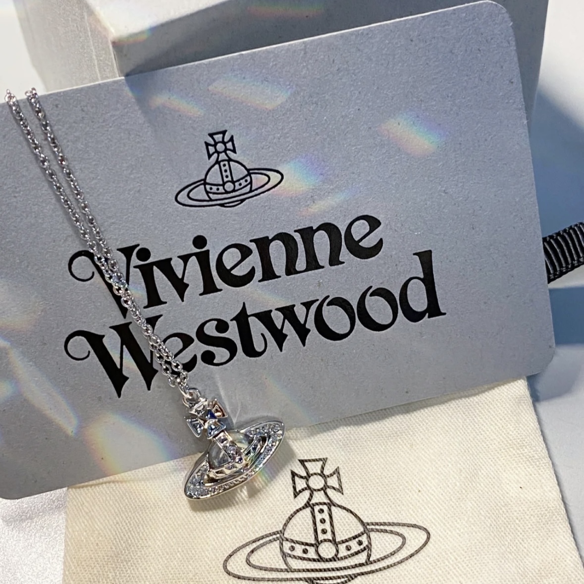 VIVIENNE WESTWOOD PINA SMALL BAS RELIEF PENDANT - SILVE