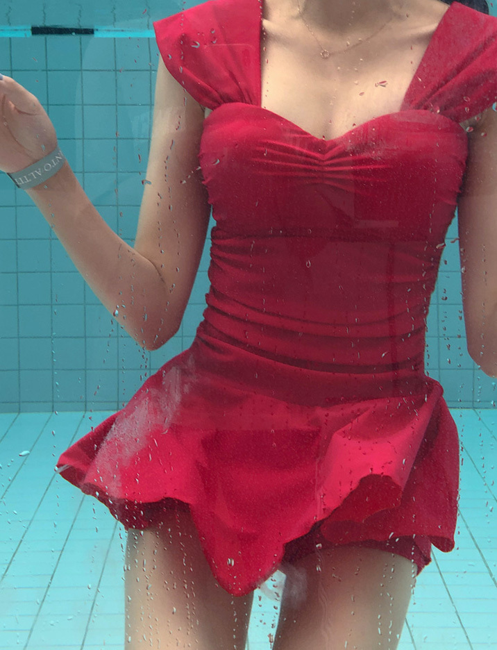 韓國Cherrykoko授權 韓系氣質感胸前抓皺連身裙泳裝