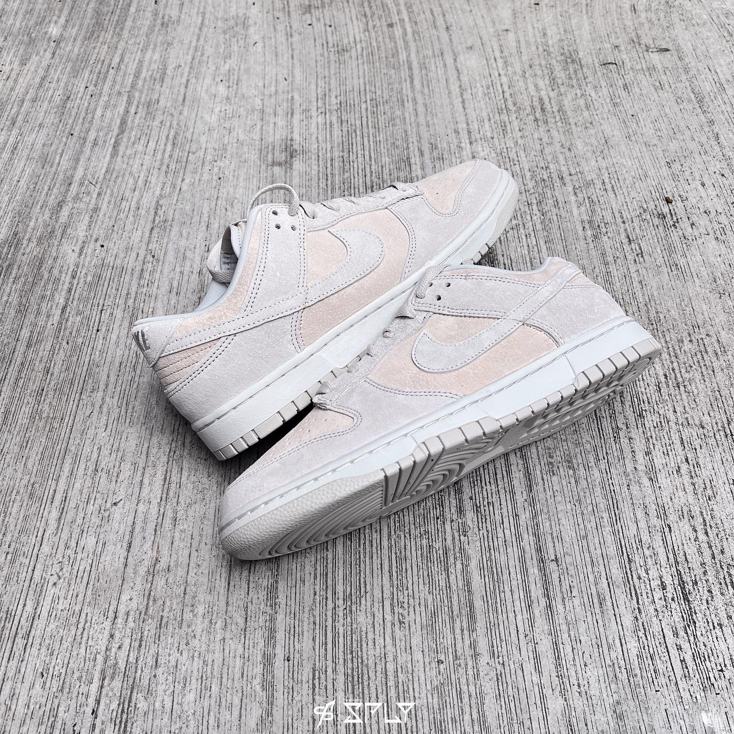 Nike Dunk Low PRM Vast Grey 奶油灰 DD8338-001