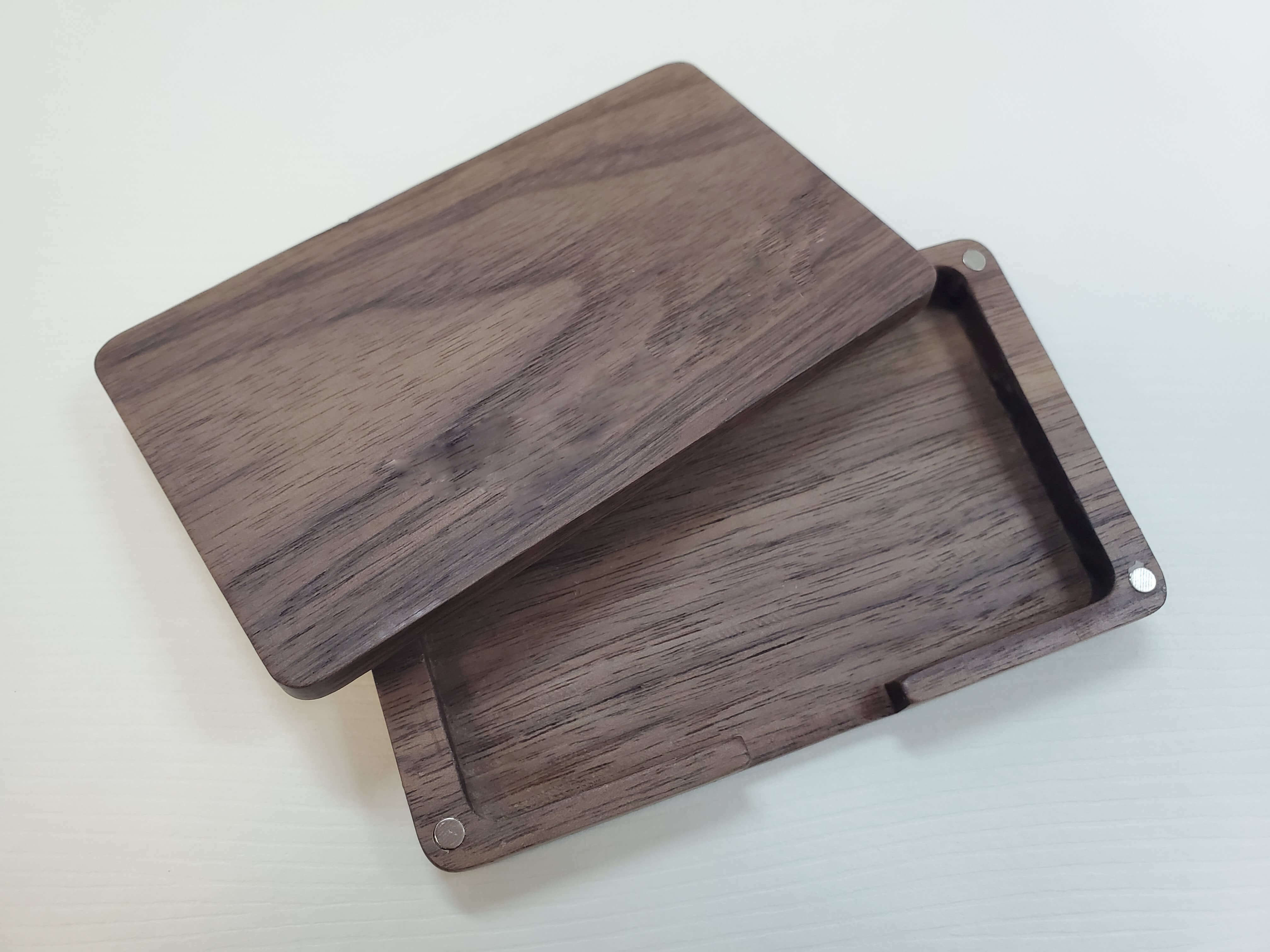 胡桃木 / 櫸木卡片盒 (4角磁石版)