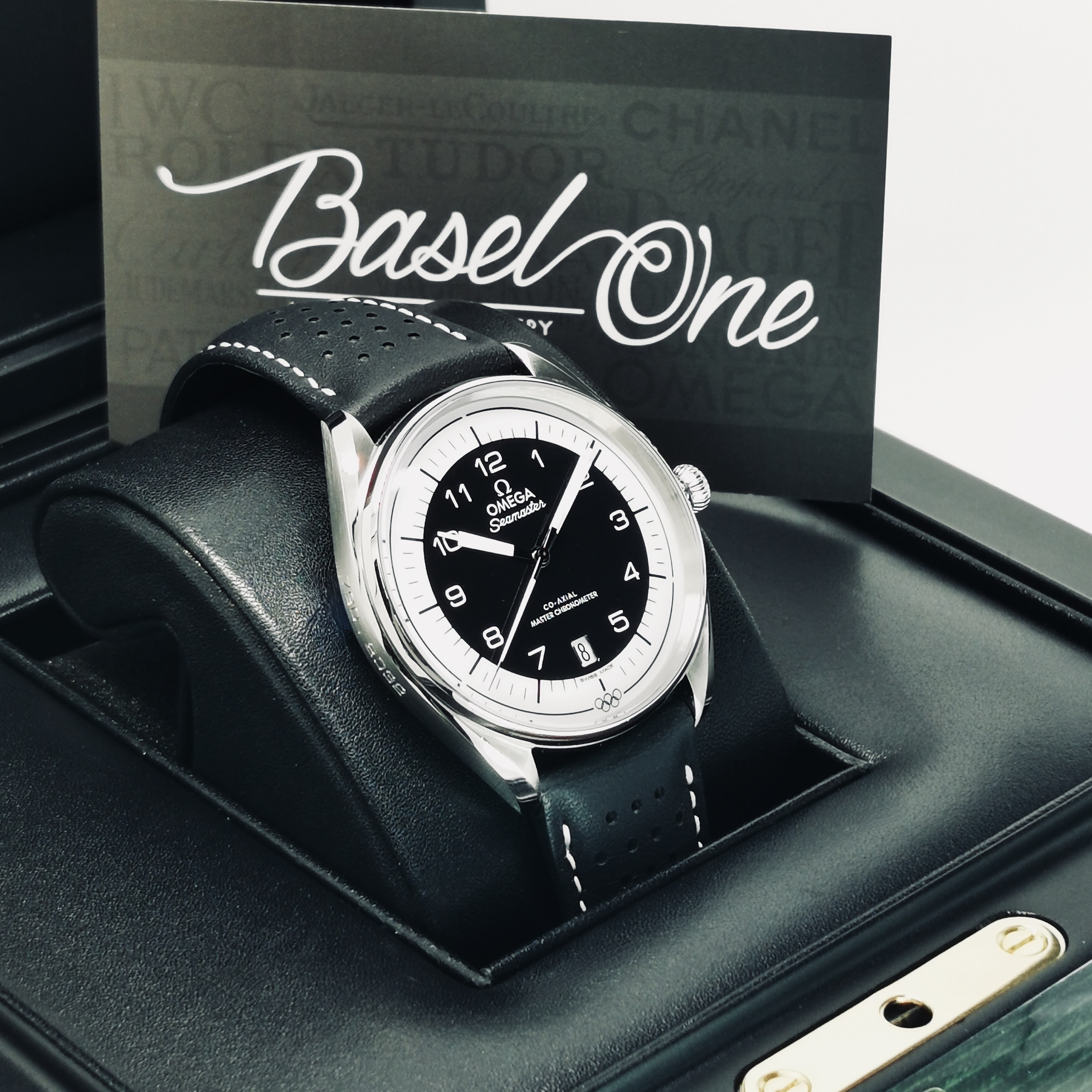 Discontinued OMEGA SEAMASTER 522.32.40.20.01.003  52232402001003 OLYMPIC OFFICIAL TIMEKEEPER BLACK DIAL CO‑AXIAL MASTER CHRONOMETER 39 MM - LIMITED 2032 PCS