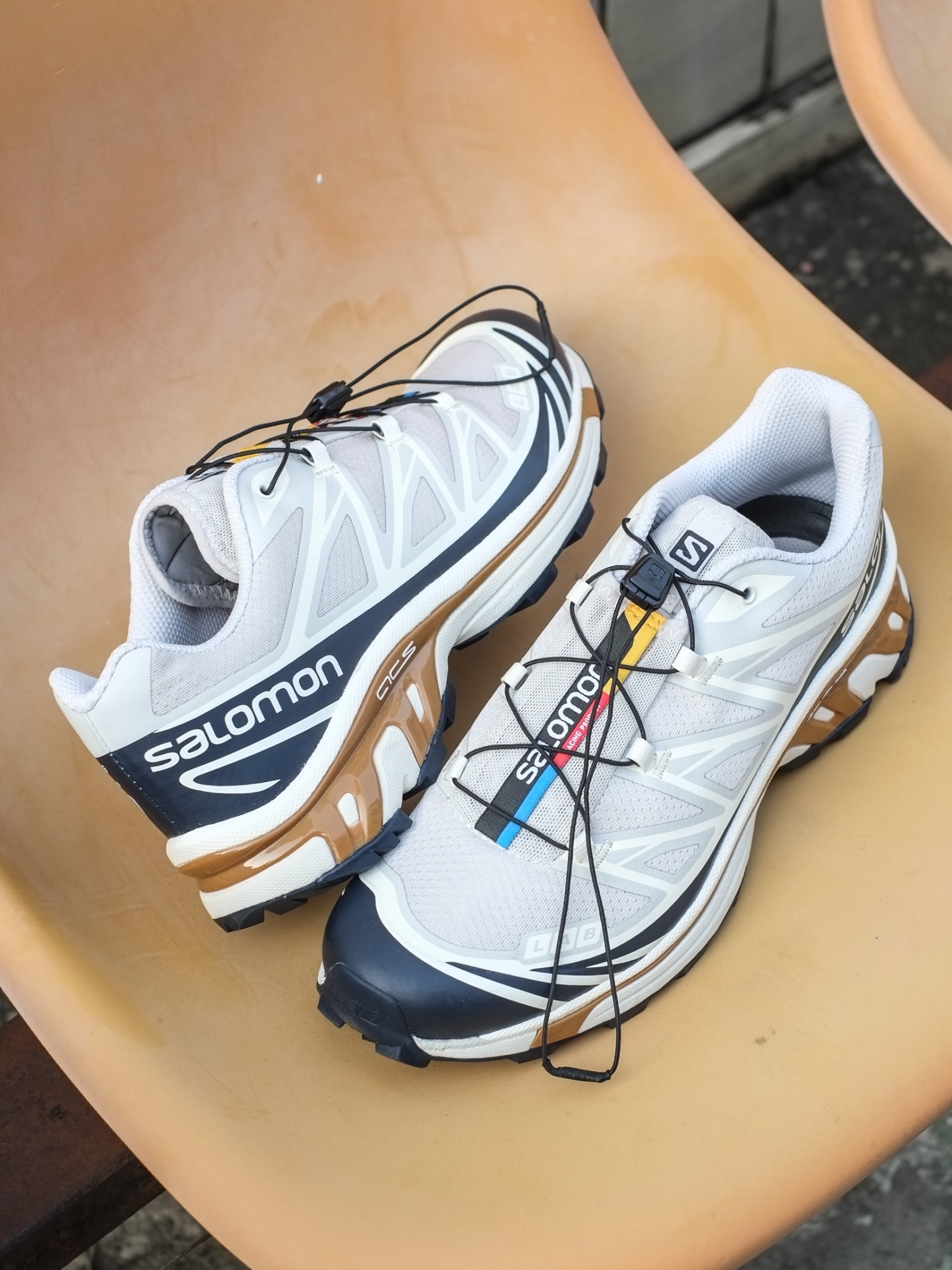 Salomon XT-6 ADV 米白