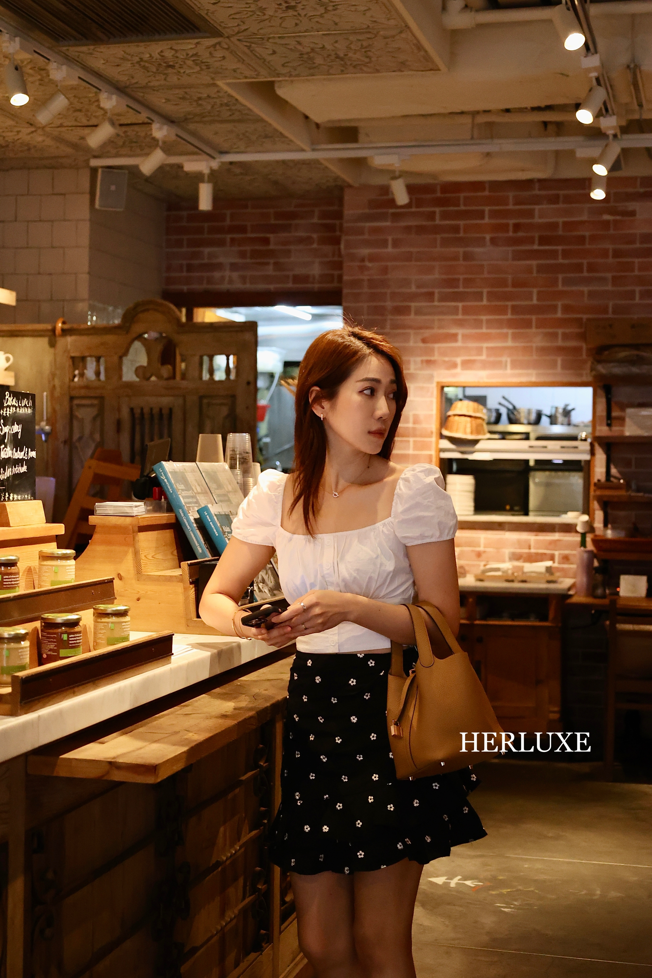 歌手 Artist 【 蔡明思 Jessica Tsoi 】Picotin 18 4B biscuit cc tc U